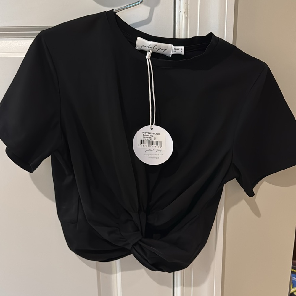 Petal & Pup Black Crop Top - Picture 12 of 12